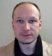 Norsk  terrorist - Breivik